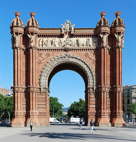 barcelona arc de triomf